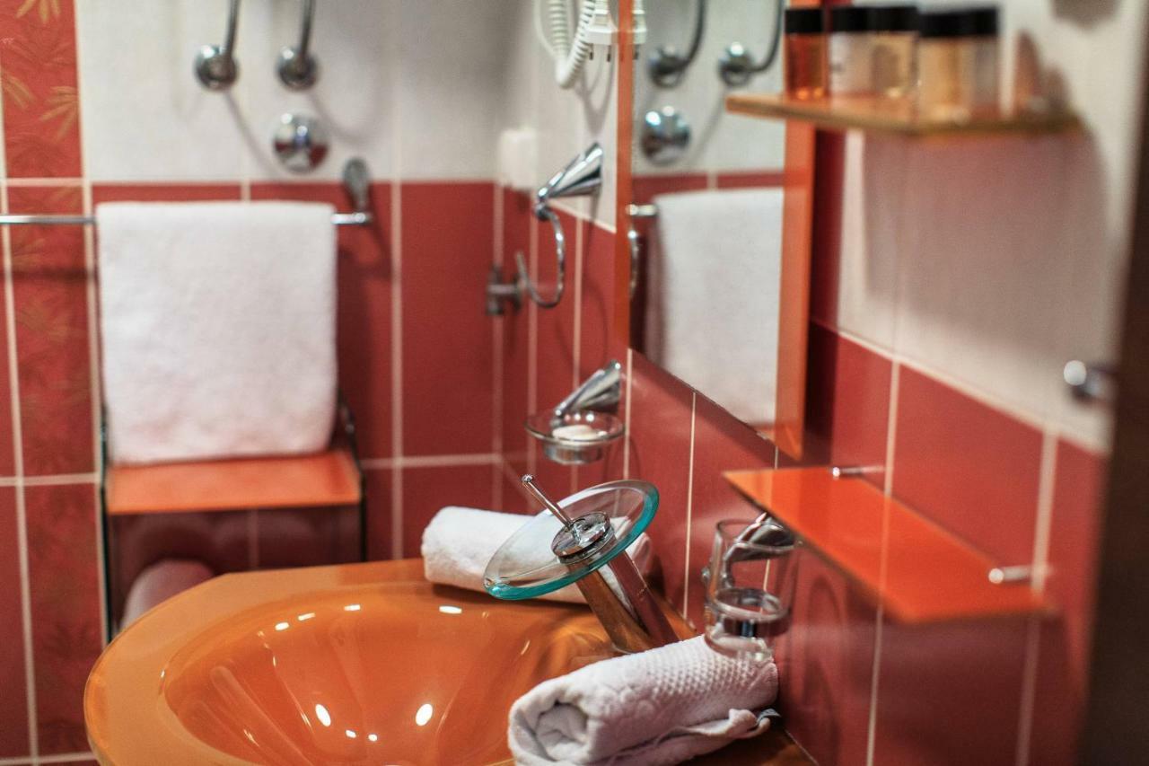 Villa Imperija Guesthouse ブドヴァ エクステリア 写真
